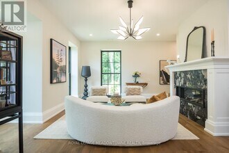 57 Victoria St in Milton, ON - Building Photo - Building Photo