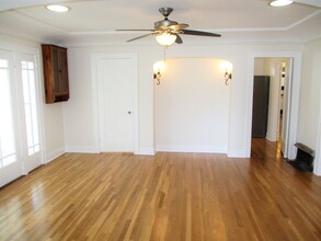 1110 S Ross St in Santa Ana, CA - Building Photo - Building Photo