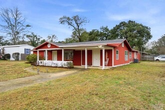 3750 Martin St in Pace, FL - Building Photo - Building Photo