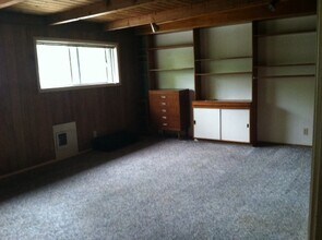 870 E 24th Ave-Unit -870 in Eugene, OR - Building Photo - Building Photo