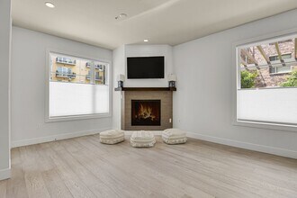 3401 Arapahoe Ave in Boulder, CO - Building Photo - Building Photo