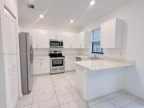 20634 NE 2nd Ct in North Miami Beach, FL - Building Photo - Building Photo