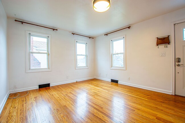 6019 Pine St in Omaha, NE - Building Photo - Building Photo