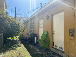 1141 SW 4th St in Miami, FL - Building Photo - Building Photo