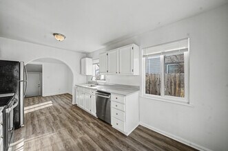 1764 Oakland St in Aurora, CO - Building Photo - Building Photo