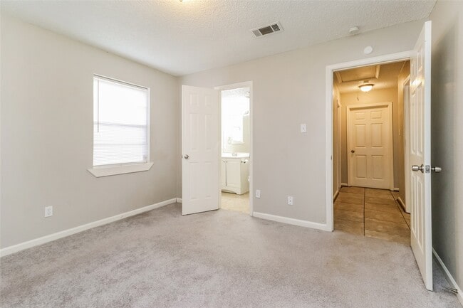 26731 Cypress Rd in Porter, TX - Building Photo - Building Photo