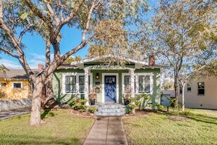 1911 31st St in San Diego, CA - Building Photo