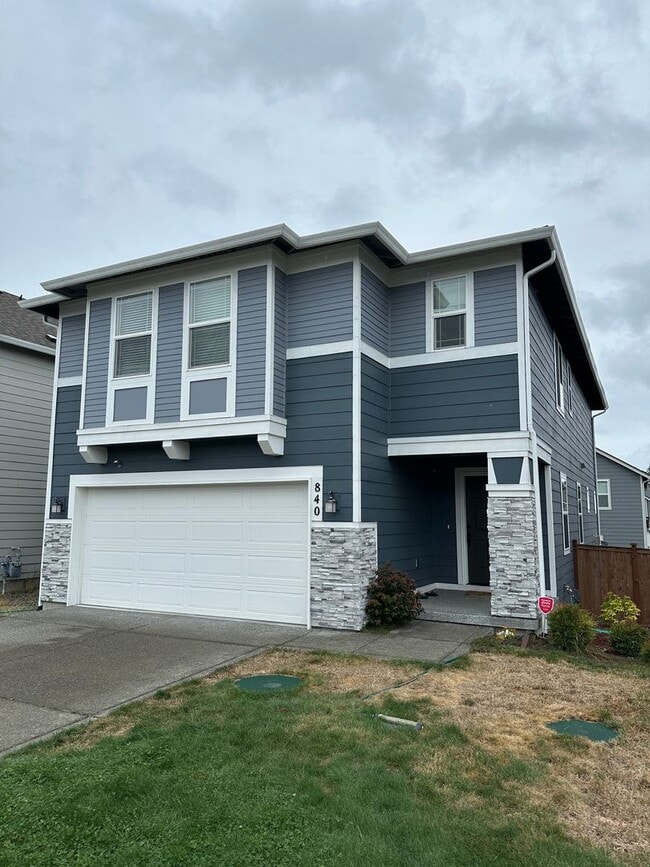property at 840 Vine Maple St SE