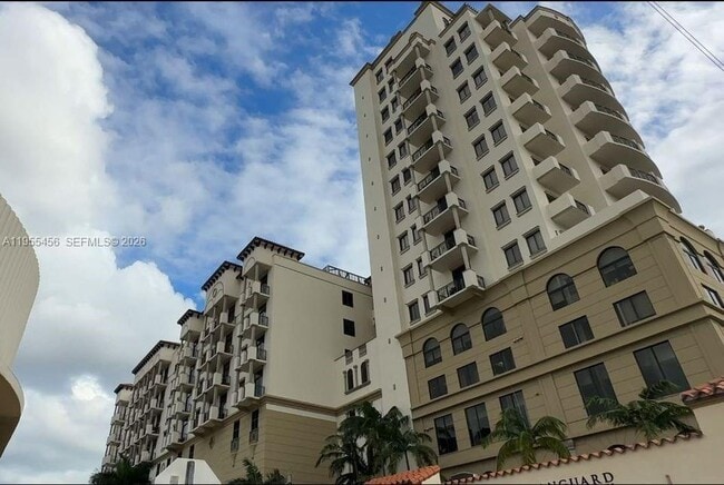 1805 Ponce de Leon Blvd in Coral Gables, FL - Building Photo - Building Photo