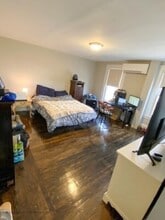 104 W Emerson St, Unit 3 in Melrose, MA - Foto de edificio - Building Photo