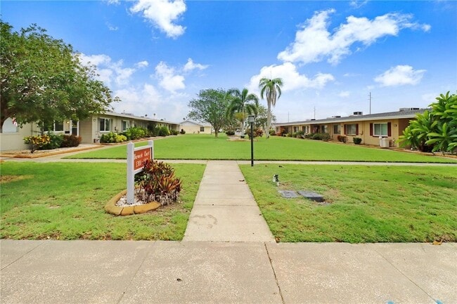 property at 1309 Warwick Ct