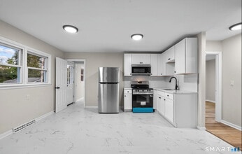 280 Marion St in New Haven, CT - Building Photo - Building Photo