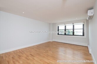 1410 Columbia Rd, Unit 15J in Boston, MA - Building Photo - Building Photo