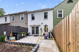 2925 Wythe Ct in Woodbridge, VA - Building Photo - Building Photo