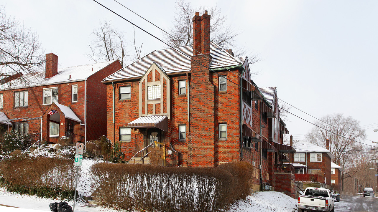 421 N Homewood Ave in Pittsburgh, PA - Building Photo