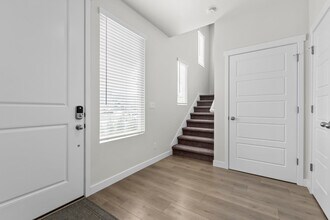 4998 W Daybreak Pkwy in South Jordan, UT - Building Photo - Building Photo