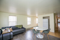 118 E Liberty St, Unit #Unit B photo'