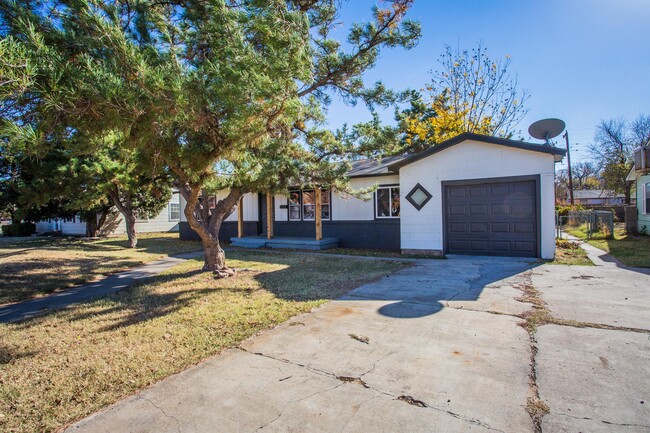 3803 35th St in Lubbock, TX - Foto de edificio - Building Photo