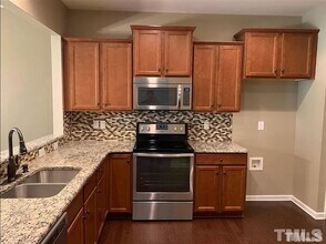 432 Chanson Dr in Cary, NC - Building Photo - Building Photo