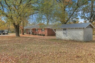 7350 Old Cox Pike in Bon Aqua, TN - Building Photo - Building Photo