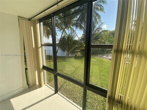 8305 SW 152nd Ave in Miami, FL - Building Photo - Building Photo