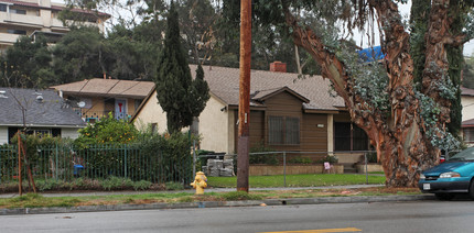 239-301 San Pascual Ave in Los Angeles, CA - Building Photo - Building Photo