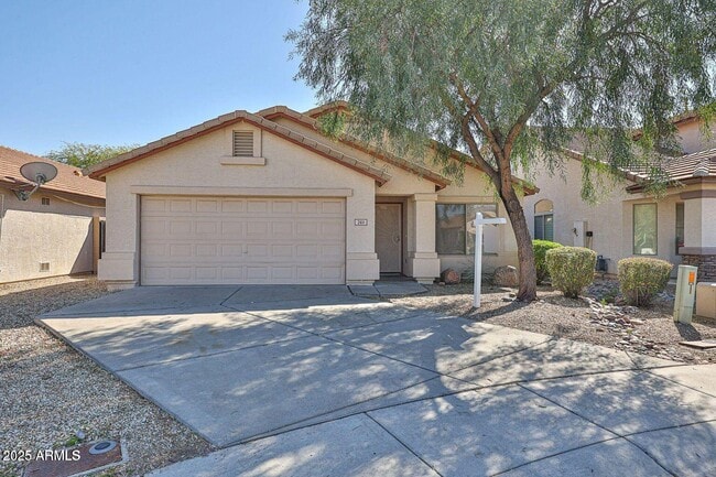 2411 W Oberlin Way in Phoenix, AZ - Building Photo - Building Photo