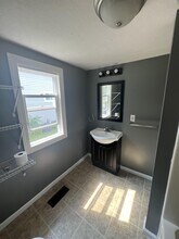 607 Samantha Ave in Lansing, MI - Building Photo - Building Photo