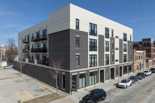 920 E 43rd St in Chicago, IL - Building Photo