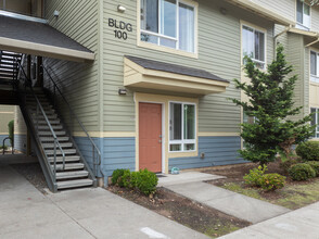 Vine Maple in Portland, OR - Foto de edificio - Building Photo