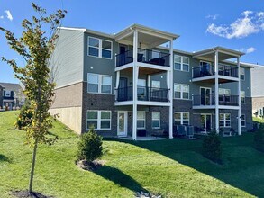 2506 Crosshill Dr in Crescent Springs, KY - Building Photo - Building Photo