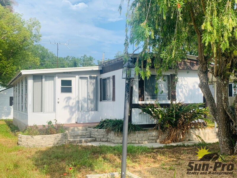 5225 Sydney St in Port Orange, FL - Building Photo