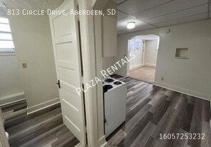 19 7th Ave SE in Aberdeen, SD - Building Photo