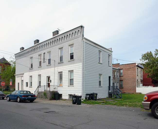 501-509 23rd St in Watervliet, NY - Foto de edificio - Building Photo