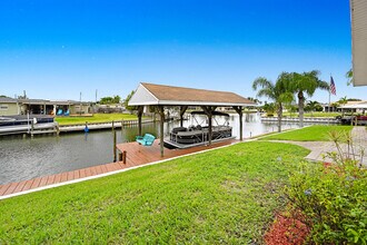 1585 Sykes Creek Dr in Merritt Island, FL - Building Photo - Building Photo