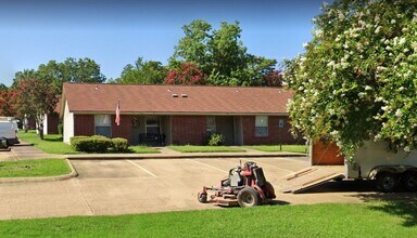 2701 Stanberry Dr in Shreveport, LA - Building Photo - Building Photo