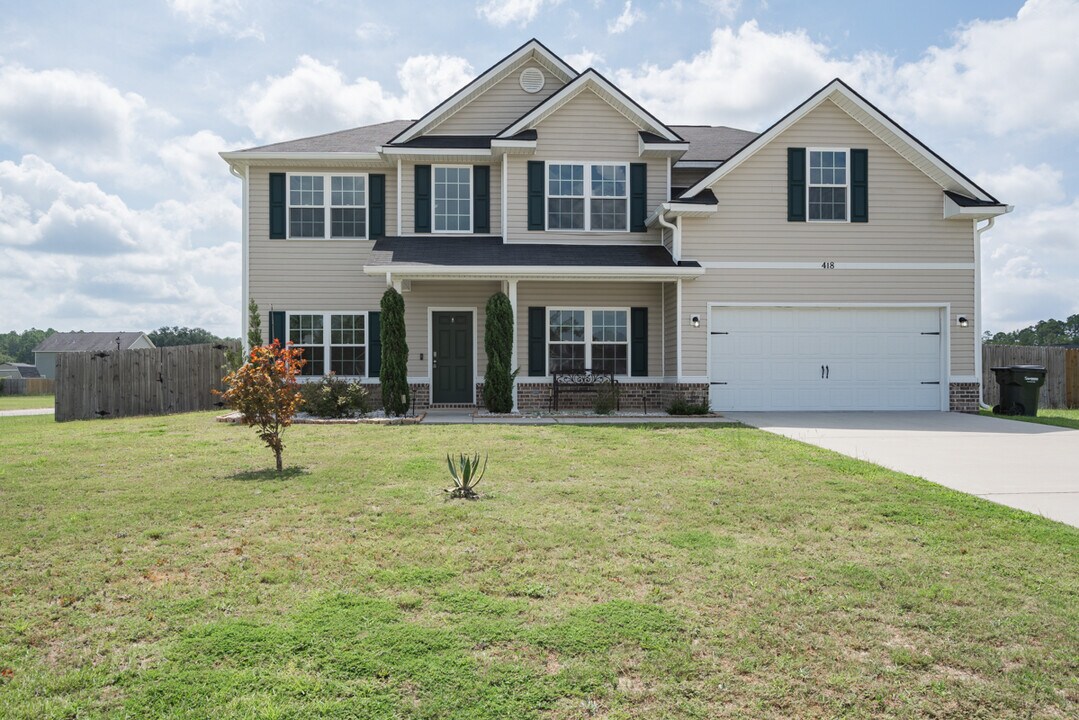 418 Huntington Dr in Ludowici, GA - Building Photo