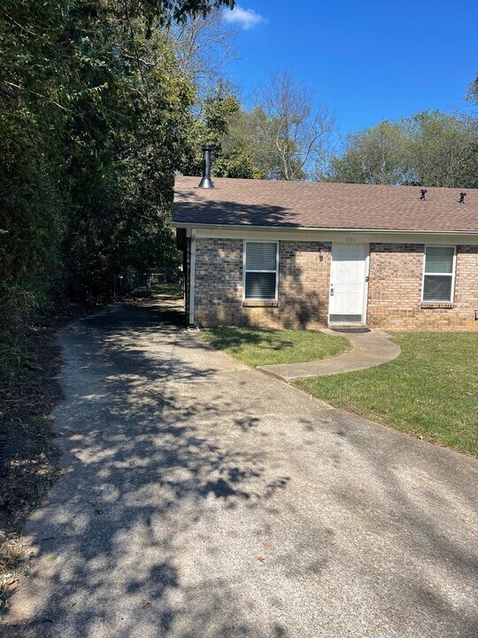 834 Netherlands Dr in Nashville, TN - Building Photo
