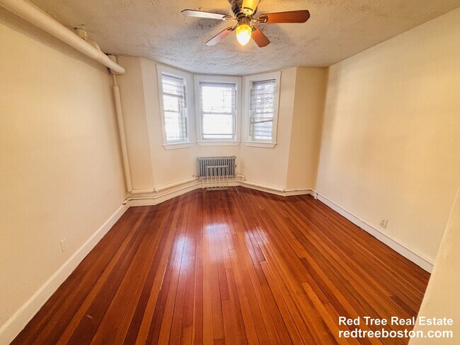 524 Cambridge St in Boston, MA - Building Photo - Building Photo