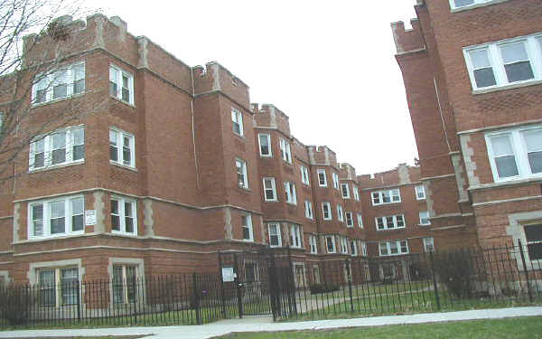 7030 S Cregier Ave in Chicago, IL - Building Photo