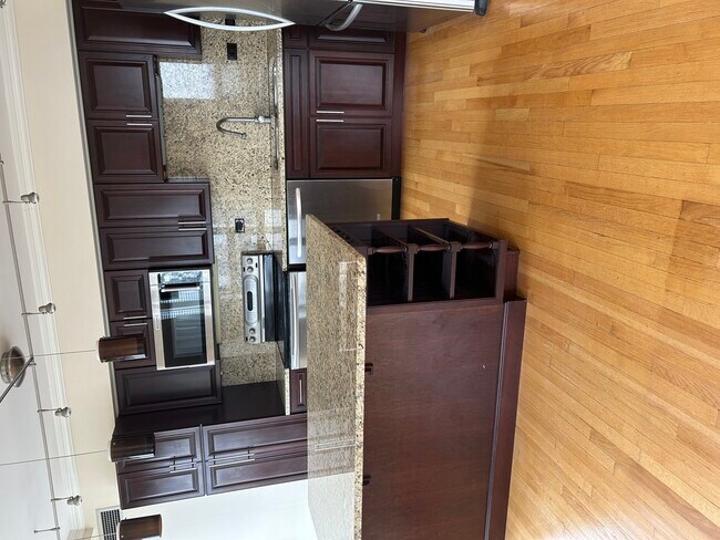 512 N McClurg Ct in Chicago, IL - Building Photo - Building Photo