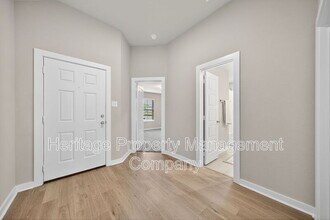 1177 Water Valley in Seguin, TX - Building Photo - Building Photo