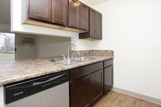 Waterchase Apartments in Wyoming, MI - Building Photo - Interior Photo