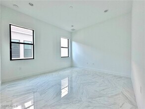 20304 Estero Xing Blvd in Estero, FL - Building Photo - Building Photo