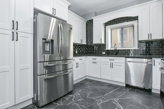 540 61st St, Unit 1 in West New York, NJ - Building Photo - Building Photo