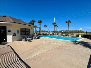3100 Ocean Shore Blvd in Ormond Beach, FL - Building Photo - Building Photo