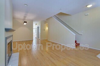 3706 SW Troy St in Portland, OR - Building Photo - Building Photo