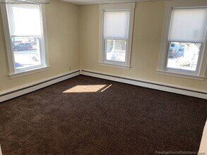 73 Church St, Unit 2 in Leominster, MA - Building Photo - Building Photo