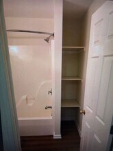 134 E 3rd St-Unit -Apartment I in Perrysburg, OH - Building Photo - Building Photo