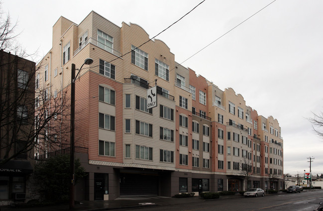 Sound View in Seattle, WA - Building Photo - Building Photo